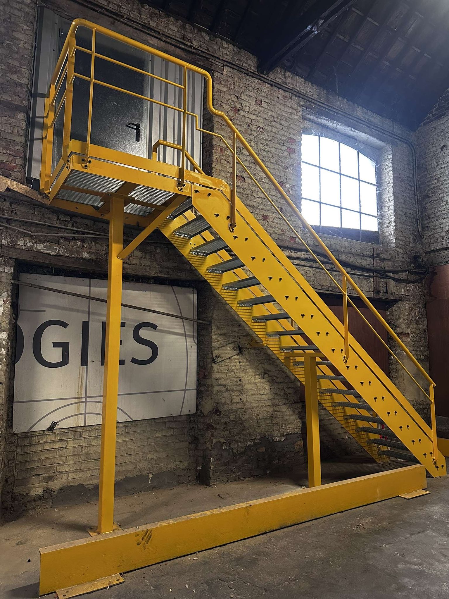 Escalier industriel intérieur